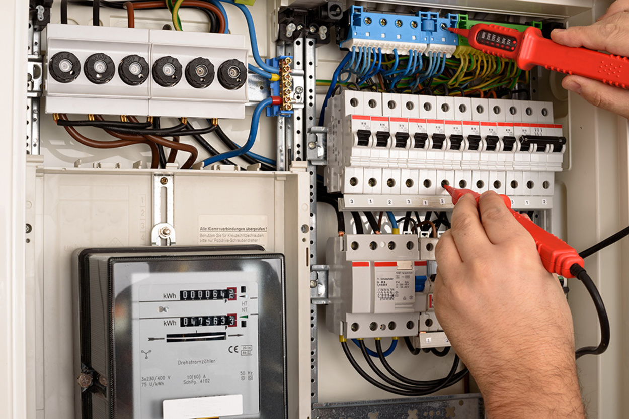 E-Check bei Industrie Service Elektro Schneider in Landsberg am Lech