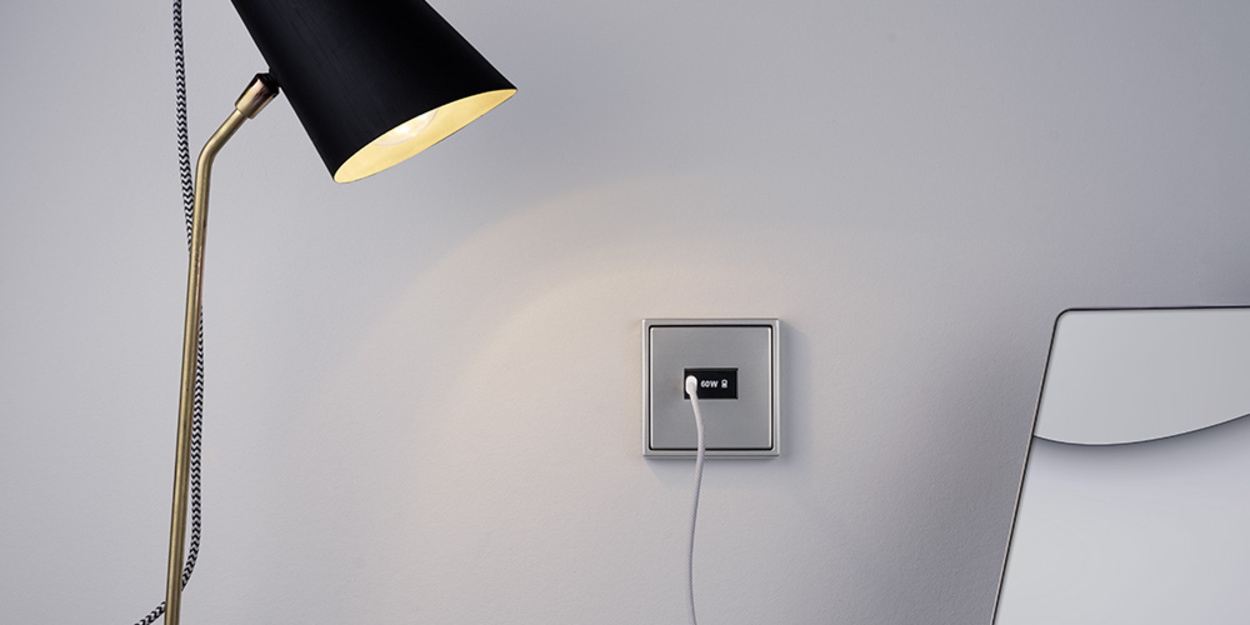 Ladegerät USB PD 60 bei Industrie Service Elektro Schneider in Landsberg am Lech