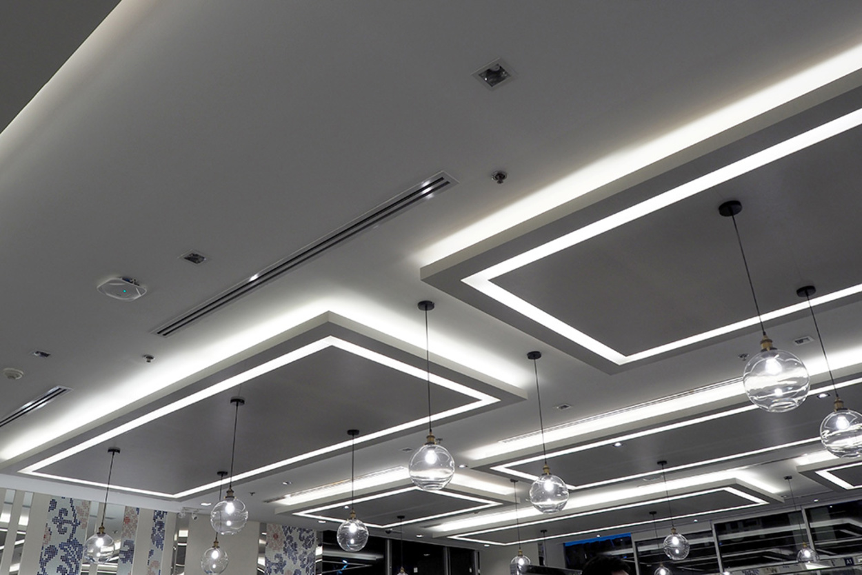 LED-Beleuchtung bei Industrie Service Elektro Schneider in Landsberg am Lech