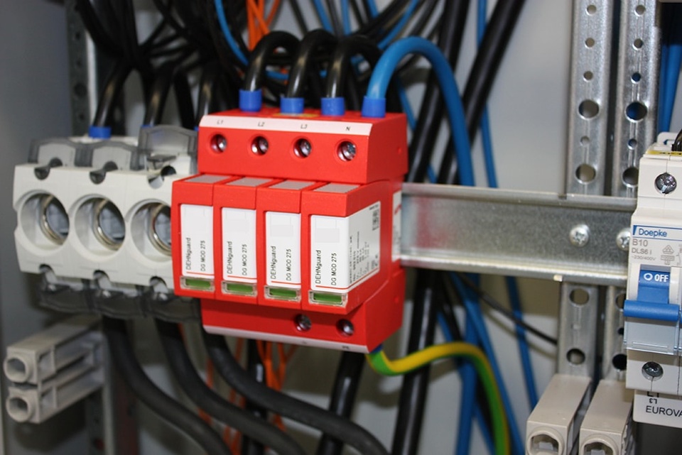 U berspannungsschutz bei Industrie Service Elektro Schneider in Landsberg am Lech